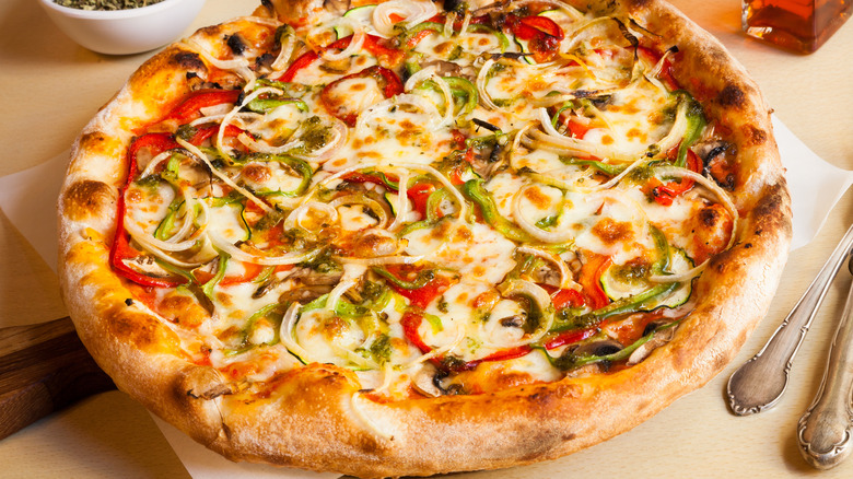 onion and bell pepper pizza