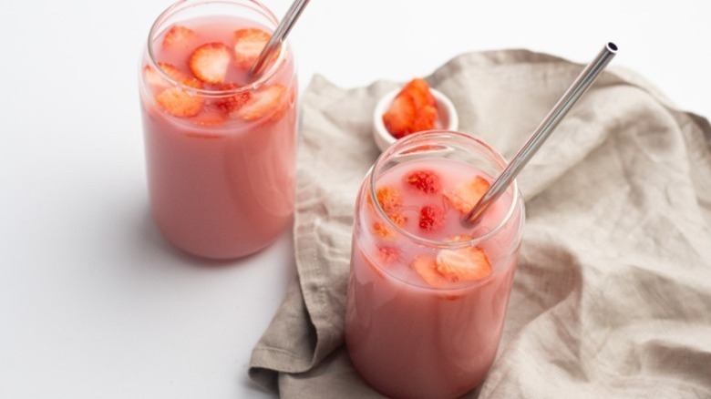 pink drinks with metal straws