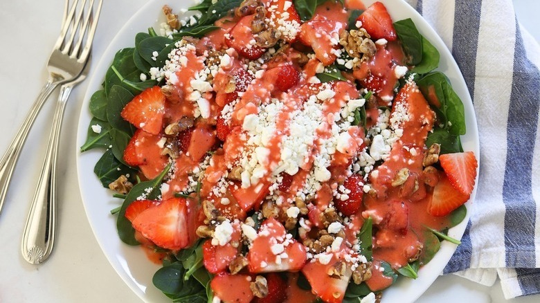 salad with strawberries and feta