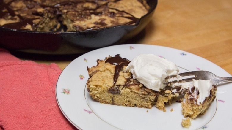 chocolate chip cookie cake slice