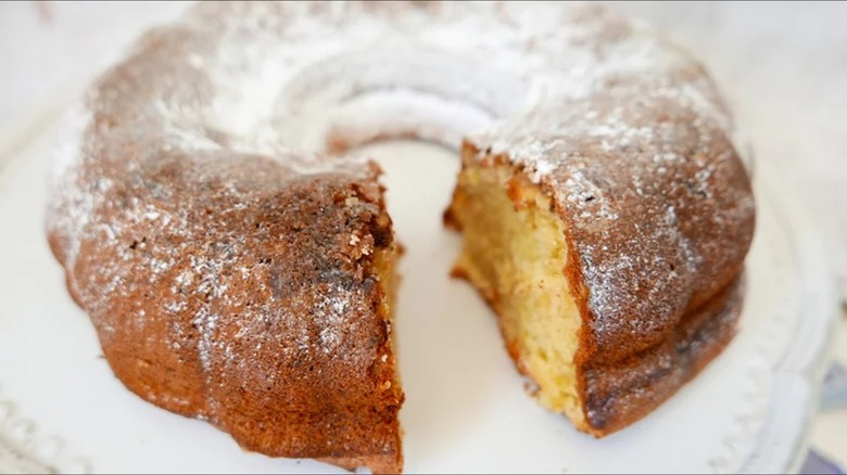 Caribbean rum cake