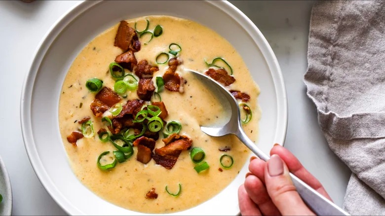 jalapeño beer cheese soup