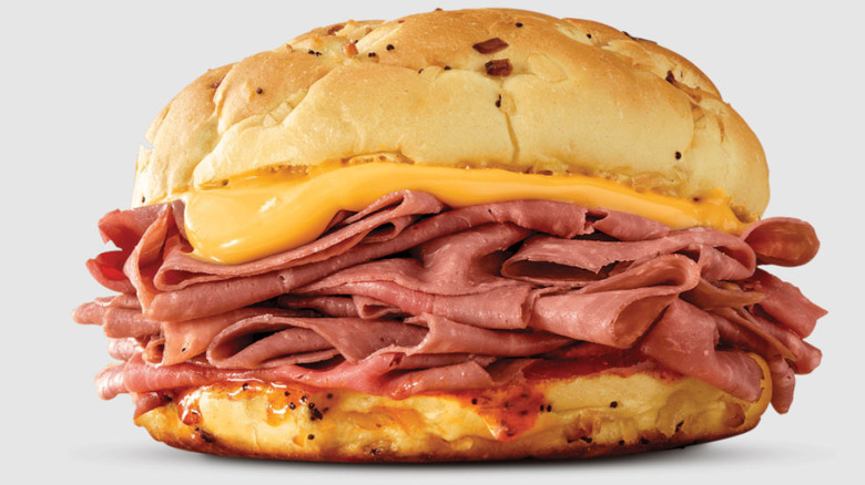 Arby's Classic Beef 'n Cheddar