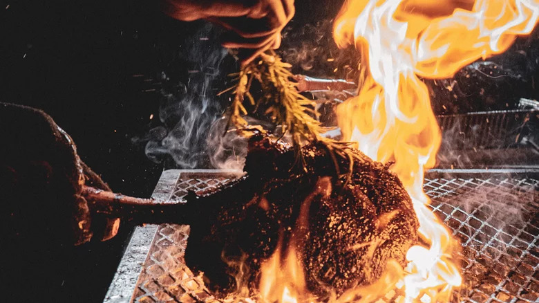 Tomahawk Steak