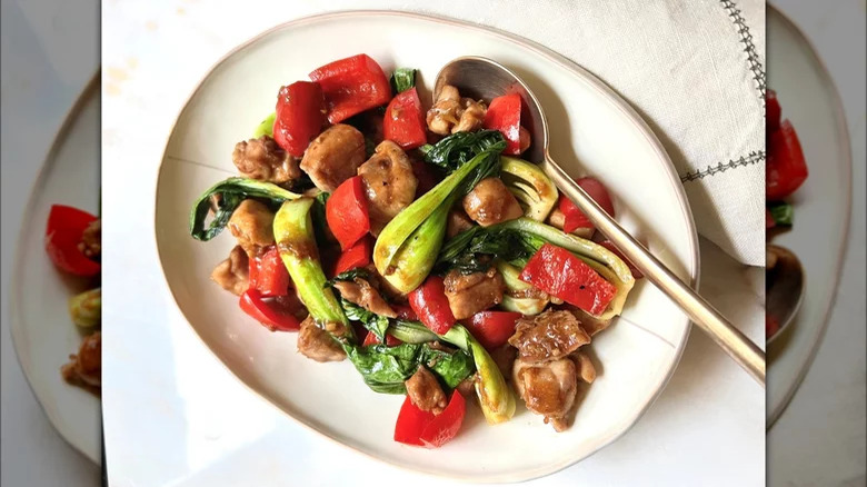 Spicy Ginger Chicken With Peppers And Baby Bok Choy