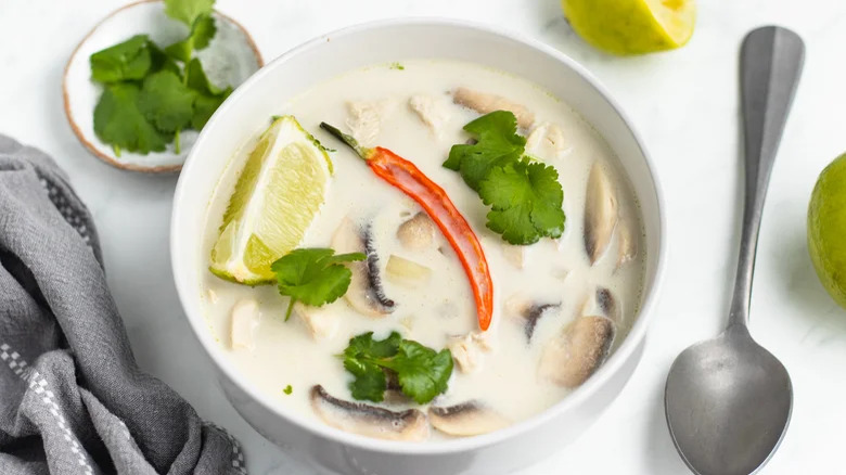 Tom Kha Gai (Thai Coconut Chicken Soup)