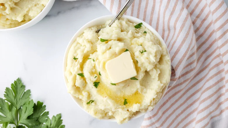 Mashed potatoes with butter