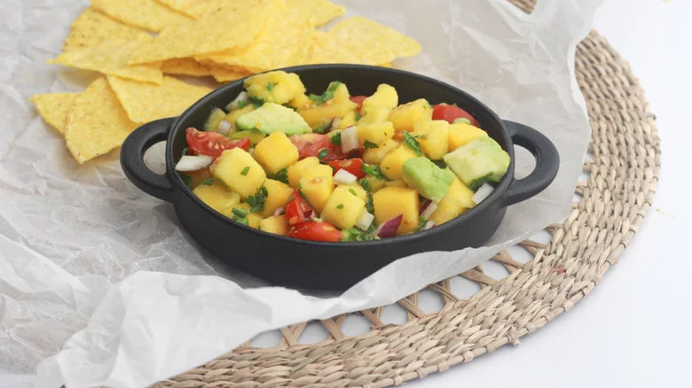 Mango salsa and chips