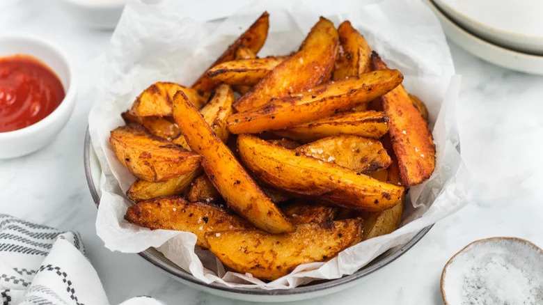 Baked potato wedges