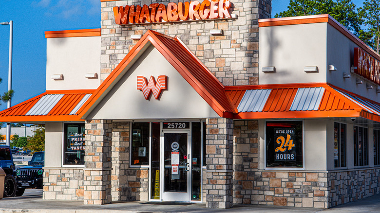 Whataburger exterior in texas