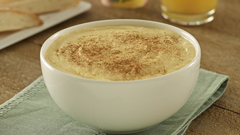 Crema de maiz with cinnamon