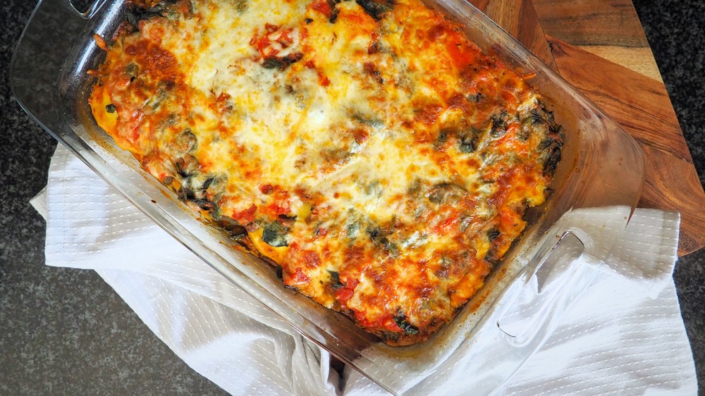 perfect baked 5-ingredient spinach and ravioli lasagna