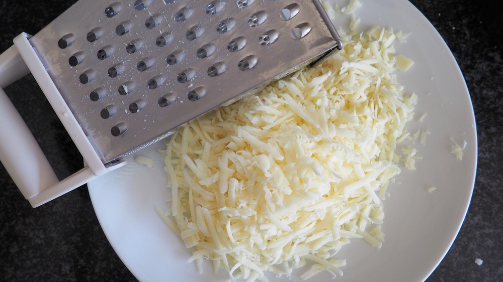 easy way to shred cheese for 5-ingredient spinach and ravioli lasagna