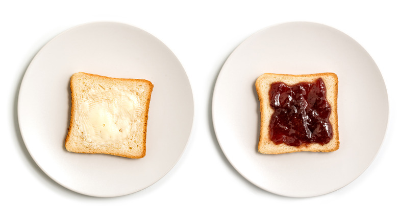 toast with jam and margarine