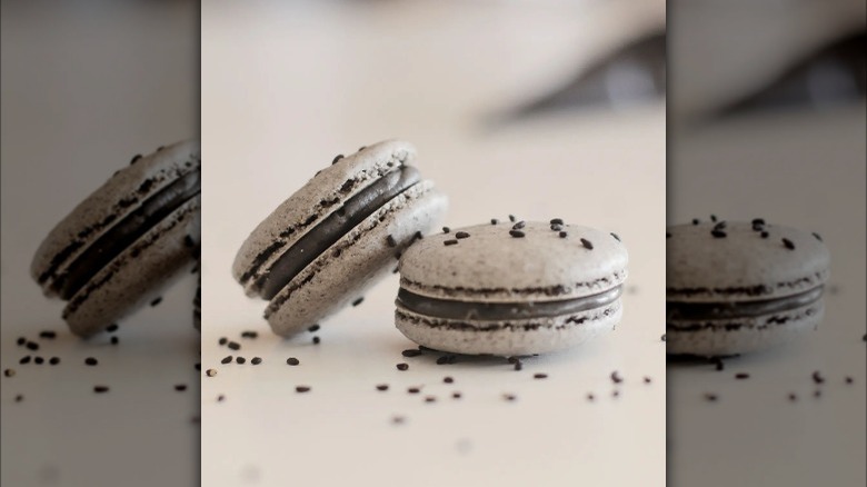 black sesame flavored macarons