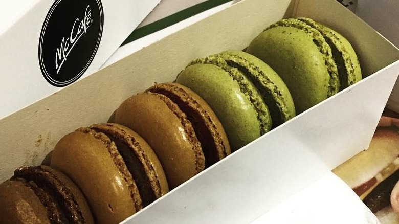 pistachio flavored mcdonalds macaron