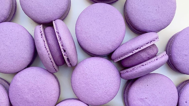 purple ube flavored macarons