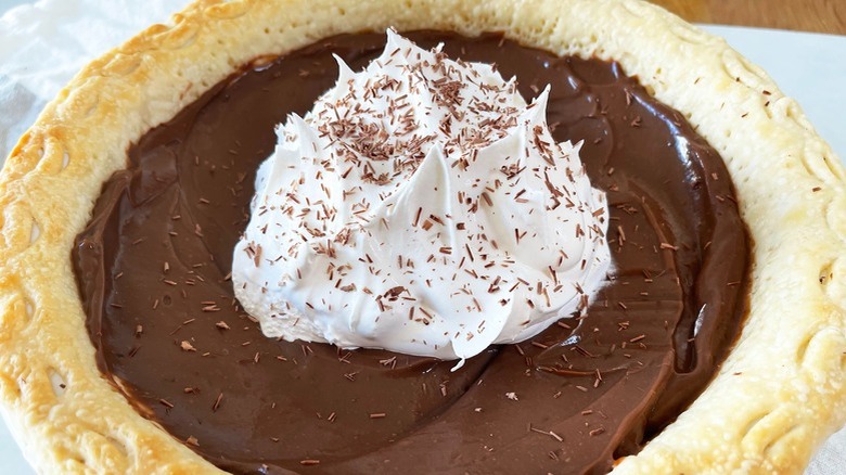 pie with chocolate pudding filling