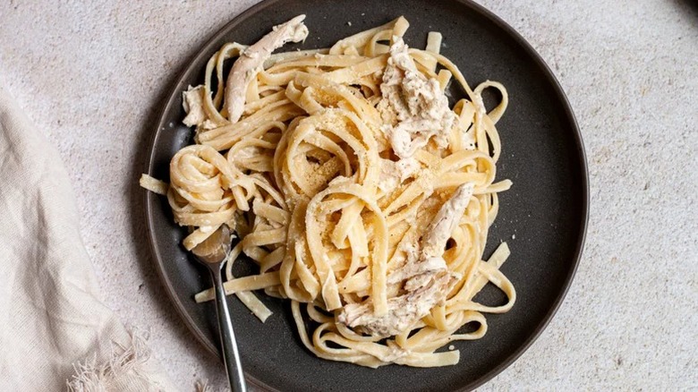 Smoked chicken Alfredo