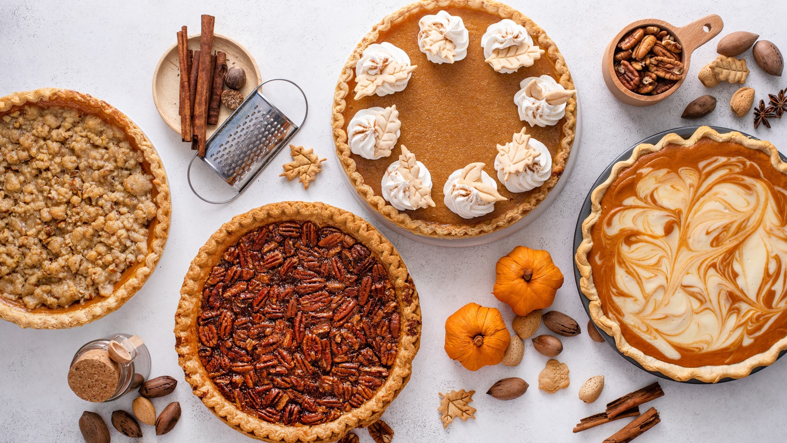 https://www.mashed.com/img/gallery/50-state-pies-youll-find-this-thanksgiving-that-are-not-pumpkin/l-intro-1700009111.jpg