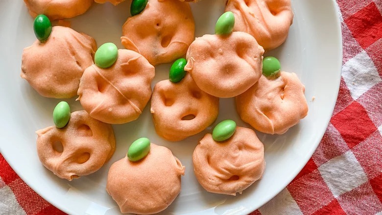 pumpkin chocolate-covered pretzels