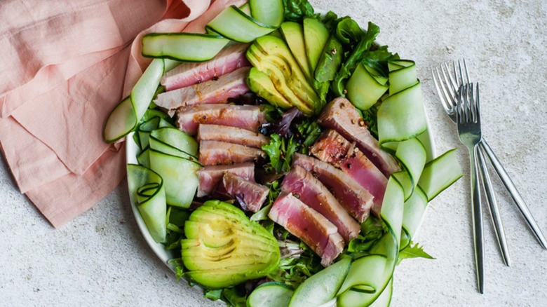 Ahi tuna salad