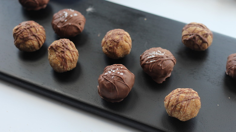 Chocolate-coated peanut butter balls