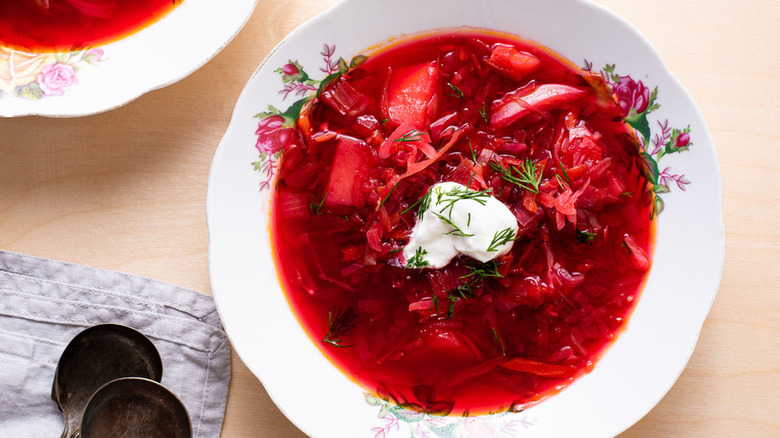 borscht with sour cream