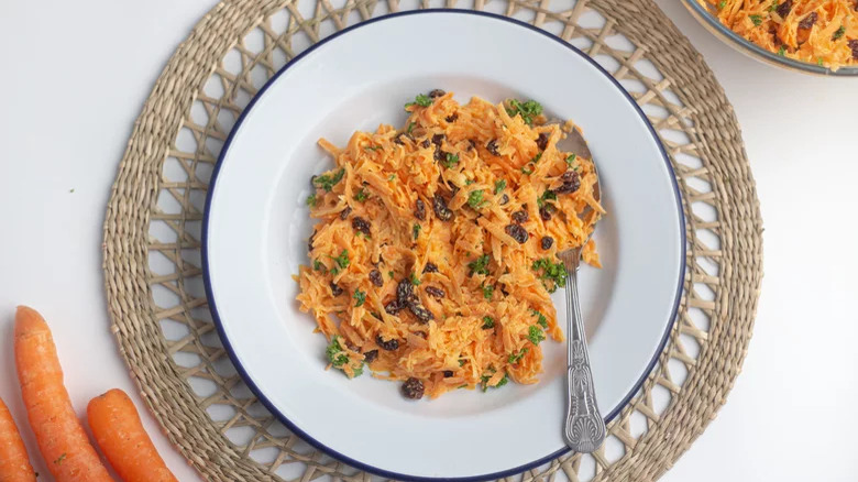 Carrot Raisin Salad