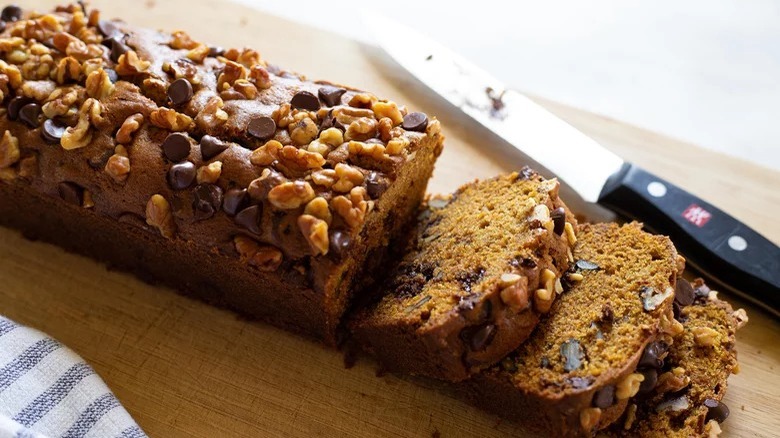 sliced harvest spice bread