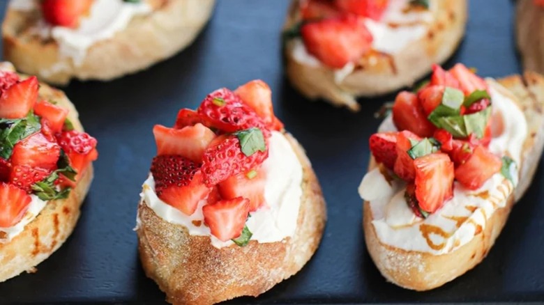 bruschetta topped with strawberries