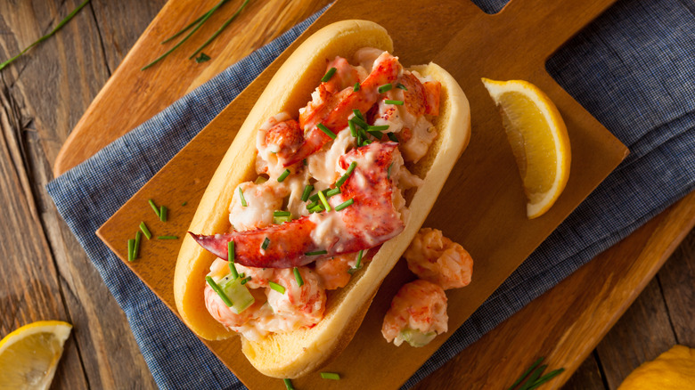 Lobster roll