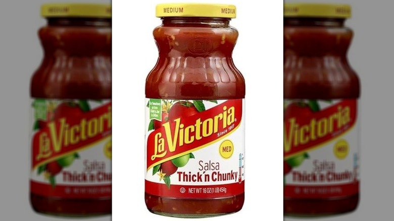 La Victoria chunky salsa 