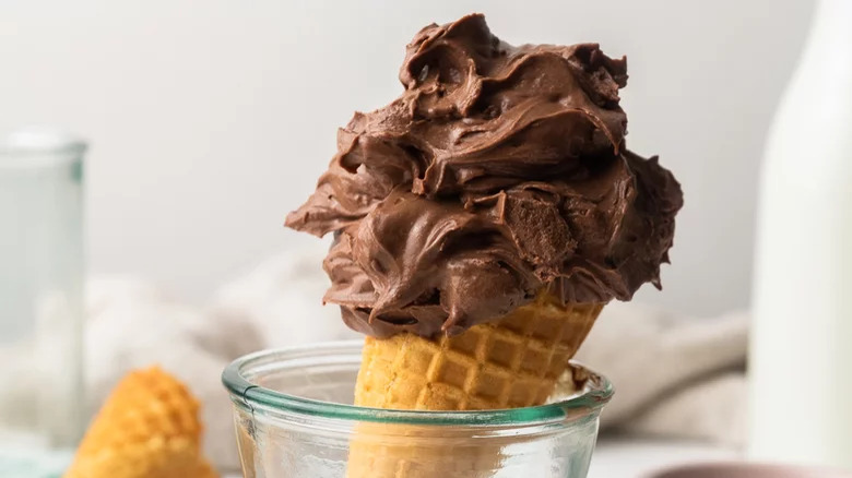 No-Churn Chocolate Ice Cream cone in jar