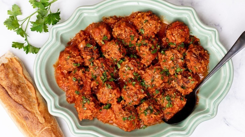 Porcupine meatballs in sauce