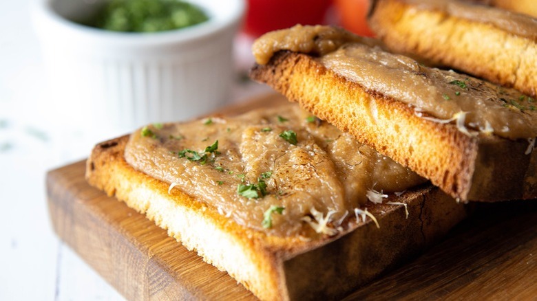 Welsh rarebit on wooden board