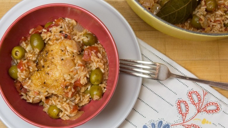 bowls of arroz con pollo