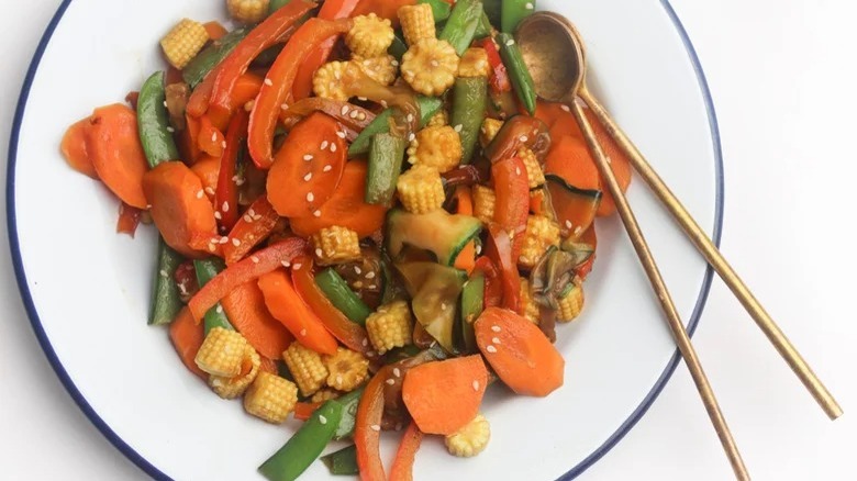 plate of vegetable stir fry