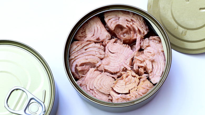 can of albacore tuna