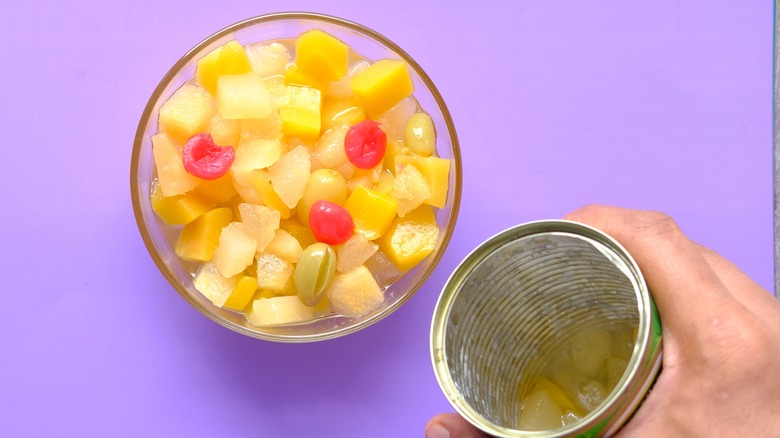 canned fruit cocktail