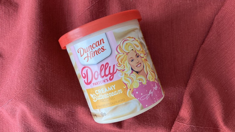 Dolly Parton frosting