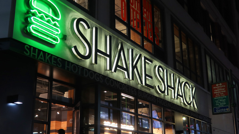 shake shack logo