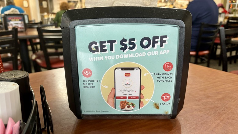 ad for Golden Corral App