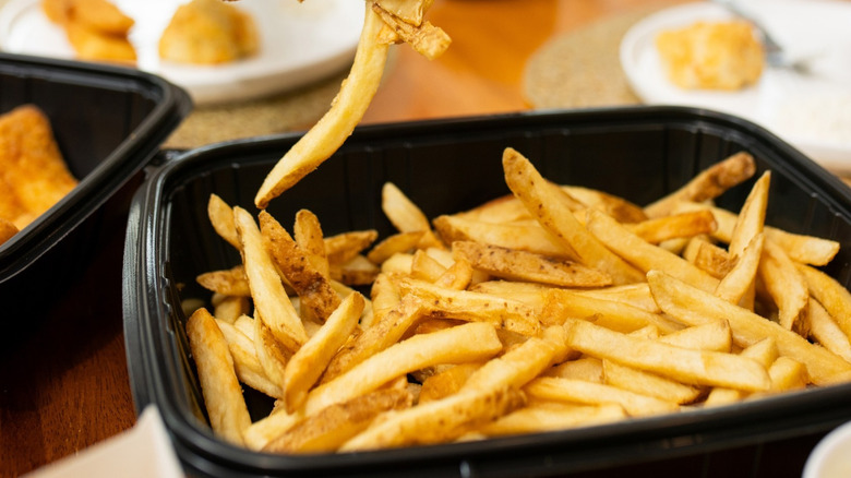 Order of french fries at Red Lobster