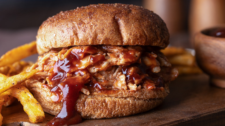 Pulled barbecue chicken sandwich