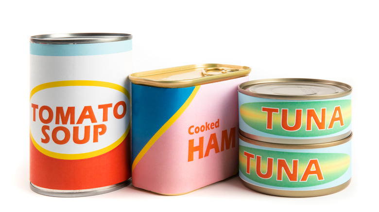 Cans with generic labels