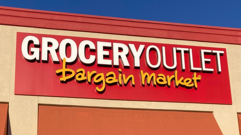 Grocery Outlet storefront