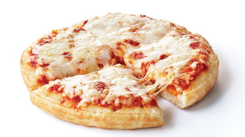 Applebee's personal cheese pizza