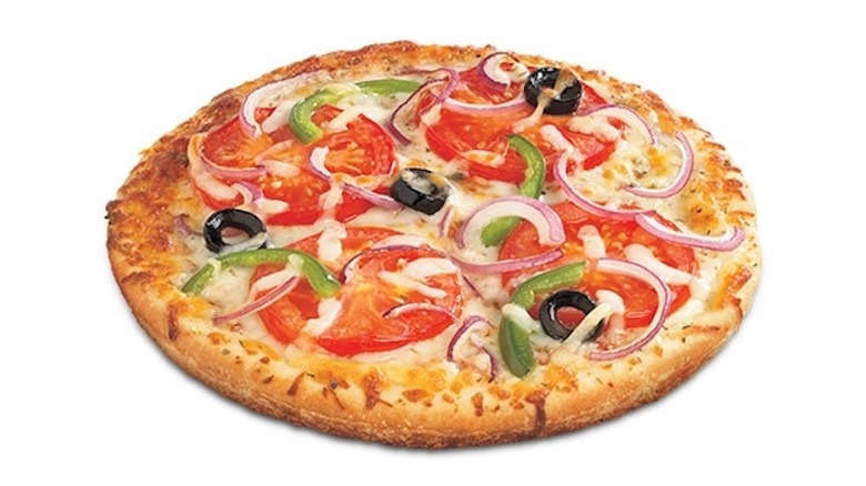 Subway personal pizza with veggies