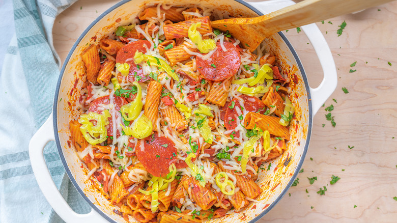 One-Pot Pizza Rigatoni